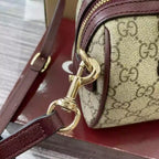 Gucci Savoy medium duffle bag in Beige GG Canva – BG085