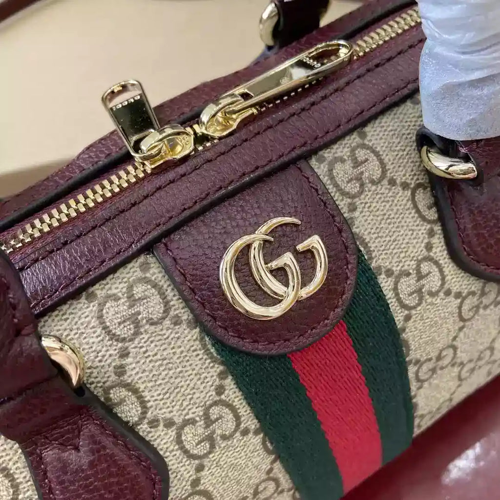Gucci Savoy medium duffle bag in Beige GG Canva – BG085