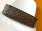 Louis Vuitton Slouchy MM – LW462