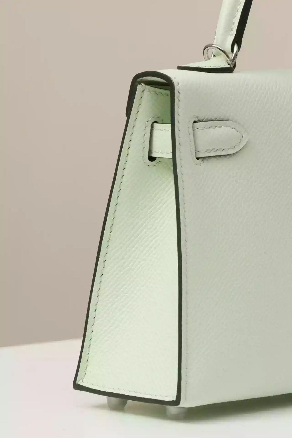 Hermes Epsom Kelly 20 Handbag in Vert Fizz  – HW195