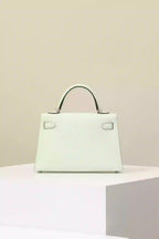 Hermes Epsom Kelly 20 Handbag in Vert Fizz  – HW195