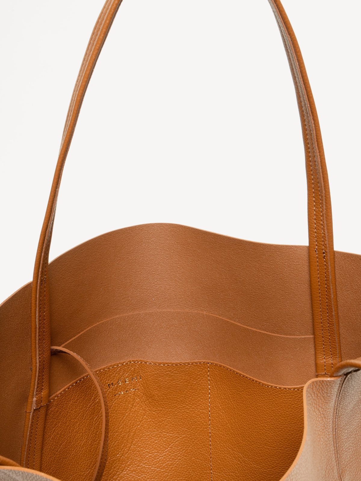The Lola Grande Tote