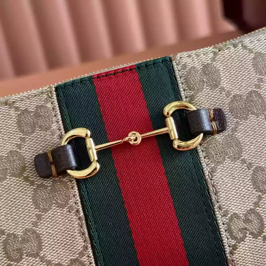 GUCCI GG CANVAS MINI SHOULDER BAG – BG171