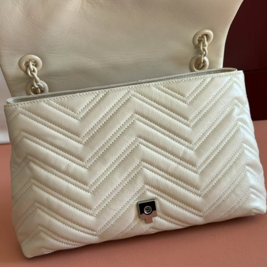 GUCCI GG MARMONT MEDIUM SHOULDER BAG – BG210