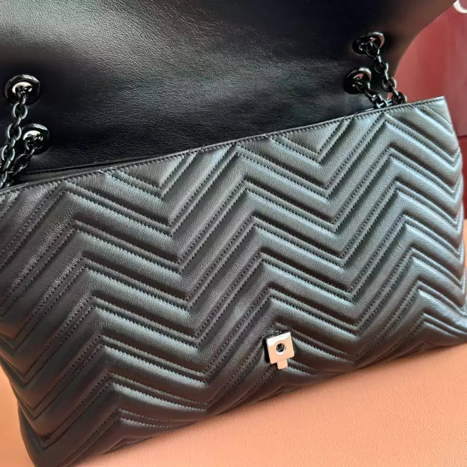 GUCCI GG MARMONT MEDIUM SHOULDER BAG – BG211