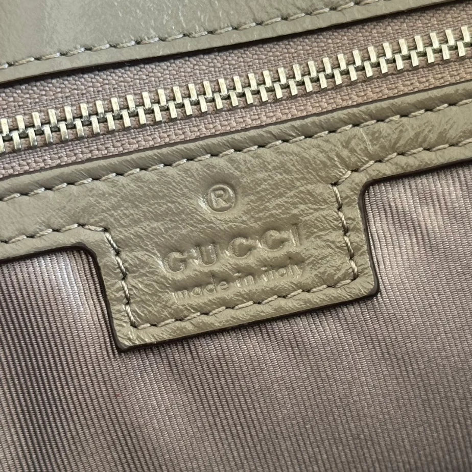 GUCCI GG MARMONT MEDIUM SHOULDER BAG IN GREY – BG209