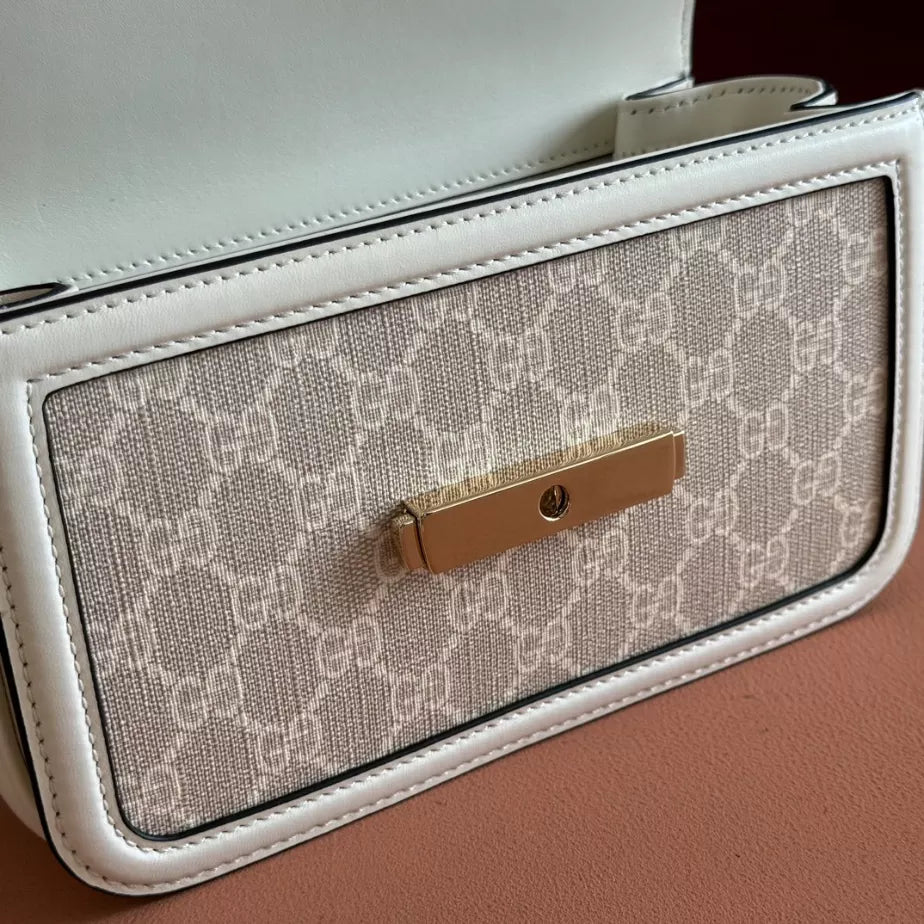 GUCCI GO SMALL SHOULDER BAG – BG176