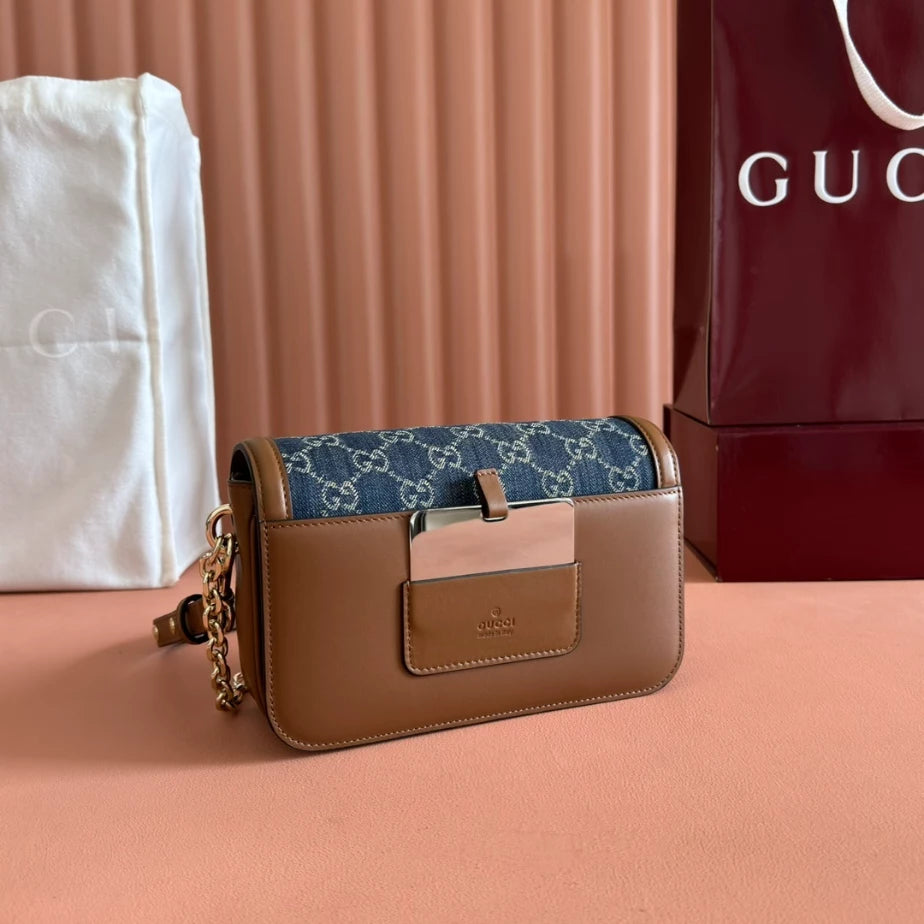 GUCCI GO SMALL SHOULDER BAG – BG181