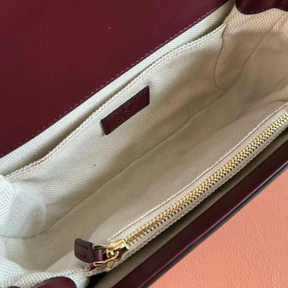 GUCCI GO SMALL SHOULDER BAG – BG182