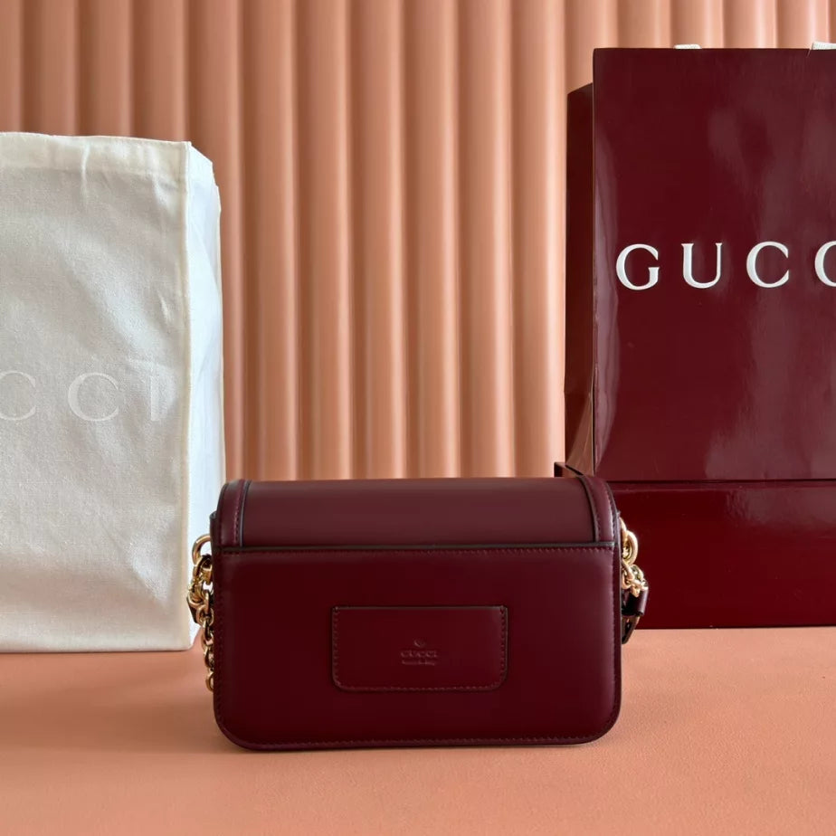 GUCCI GO SMALL SHOULDER BAG – BG182