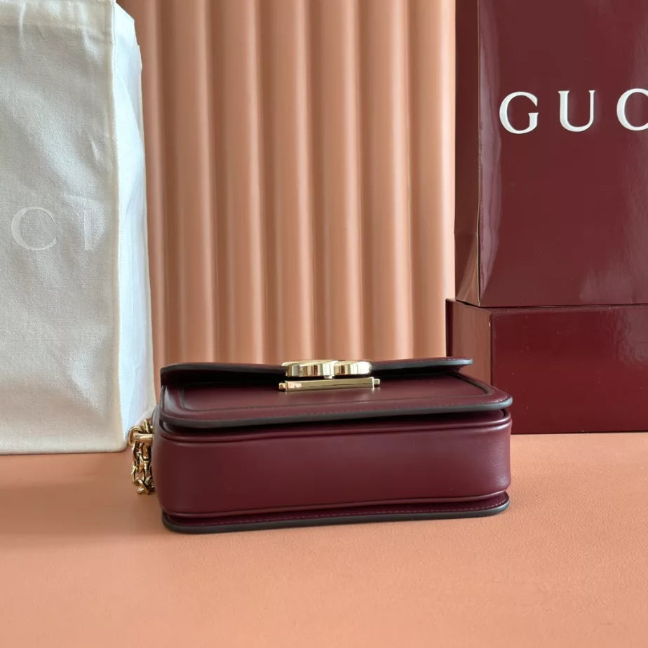 GUCCI GO SMALL SHOULDER BAG – BG182