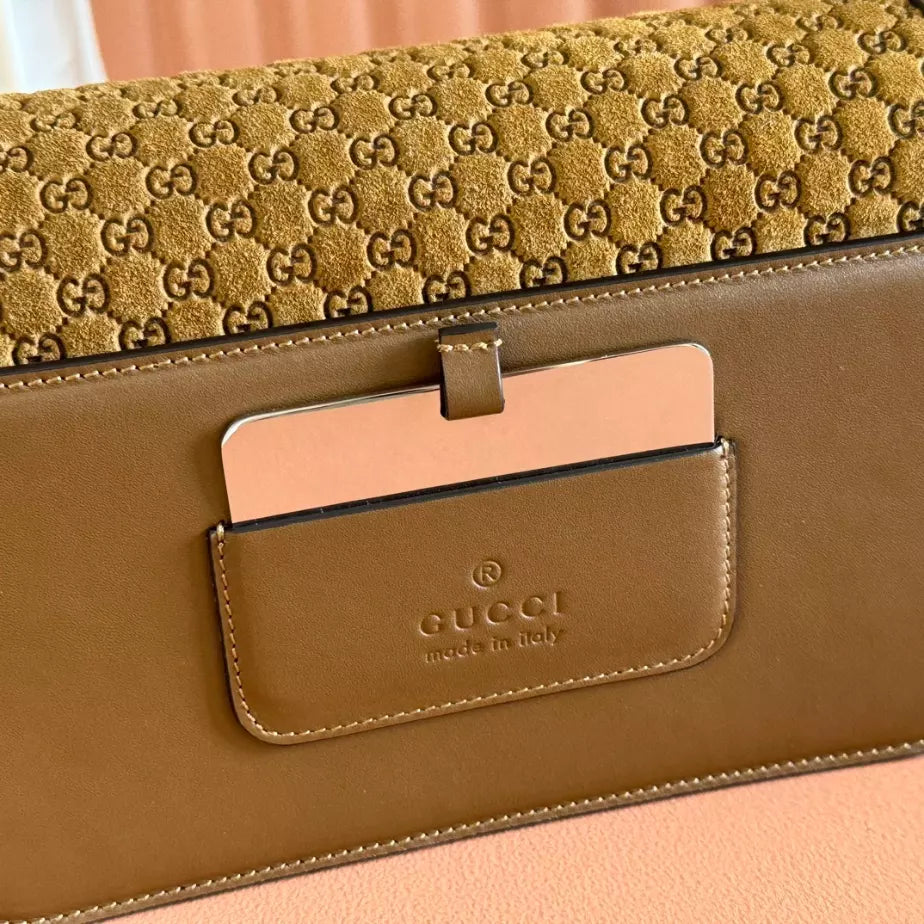 GUCCI GO SMALL SHOULDER BAG – BG185