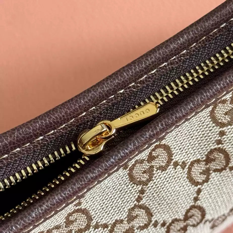 GUCCI GOSSIP SMALL SHOULDER BAG IN SAND AND BROWN GG CANVAS – BG167