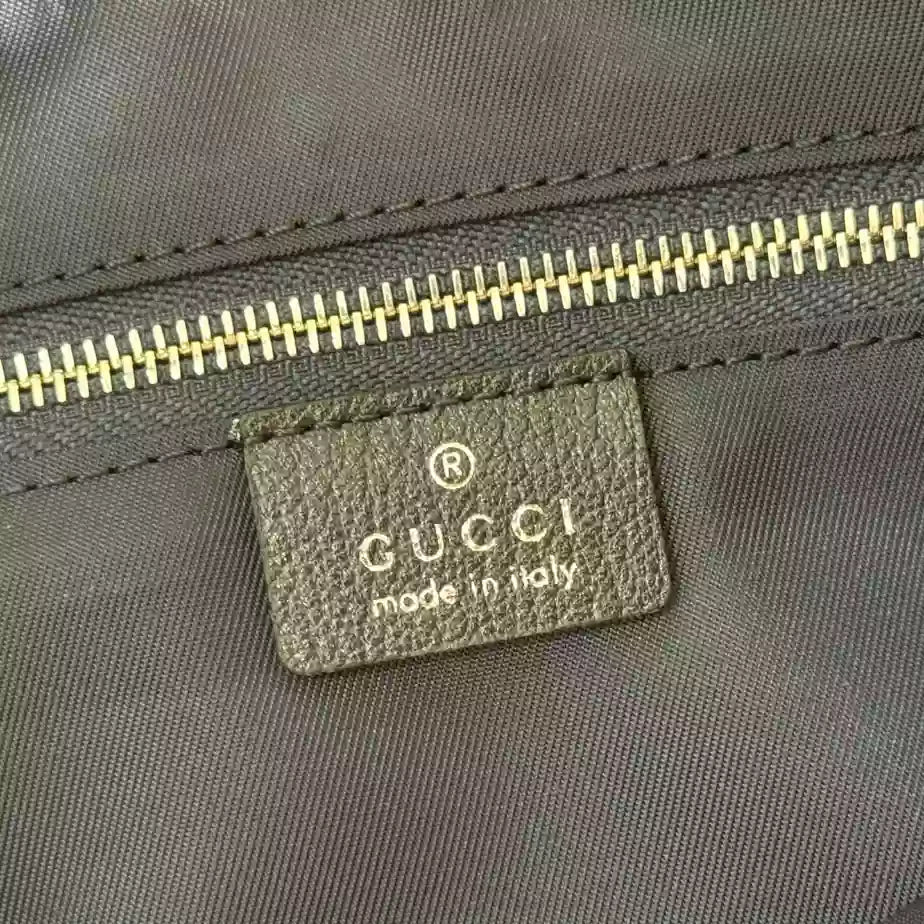 GUCCI LADY LUNETTA SMALL SHOULDER BAG IN DARK BLUE GG DENIM – BG155