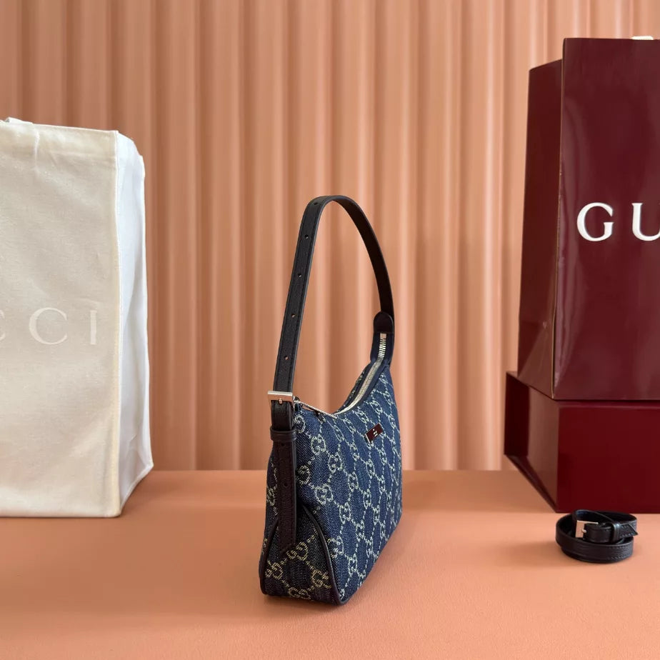 GUCCI LADY LUNETTA SMALL SHOULDER BAG IN DARK BLUE GG DENIM – BG155