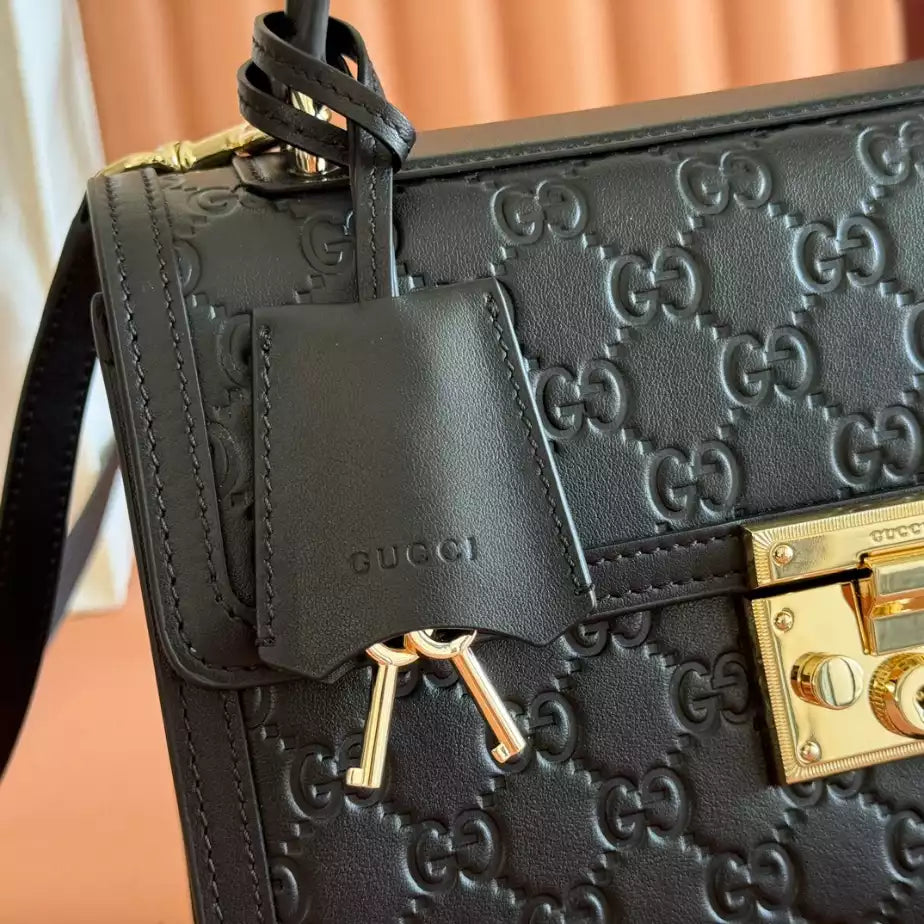 GUCCI PADLOCK MEDIUM TOP HANDLE BAG – BG221