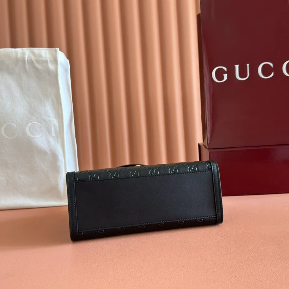 GUCCI PADLOCK MEDIUM TOP HANDLE BAG – BG221