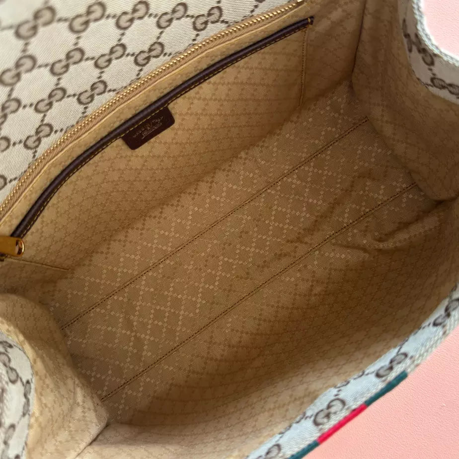GUCCI PAPARAZZO MEDIUM TOP HANDLE BAG – BG174