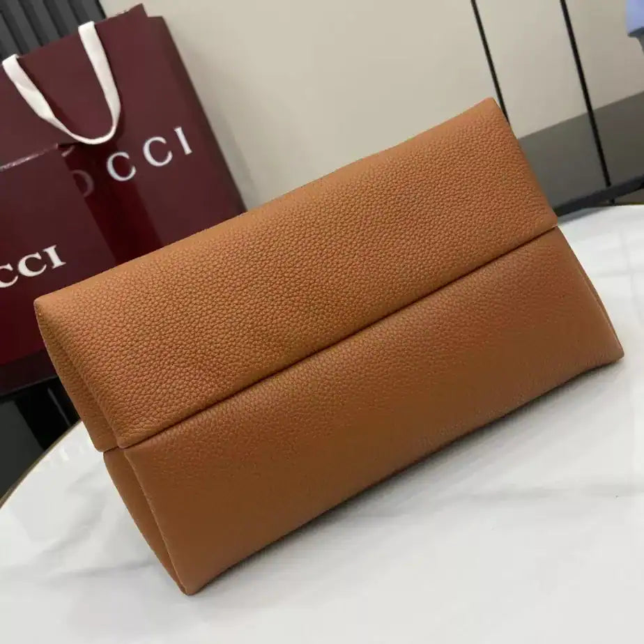 GUCCI SOFTBIT MAXI SHOULDER BAG – GB102