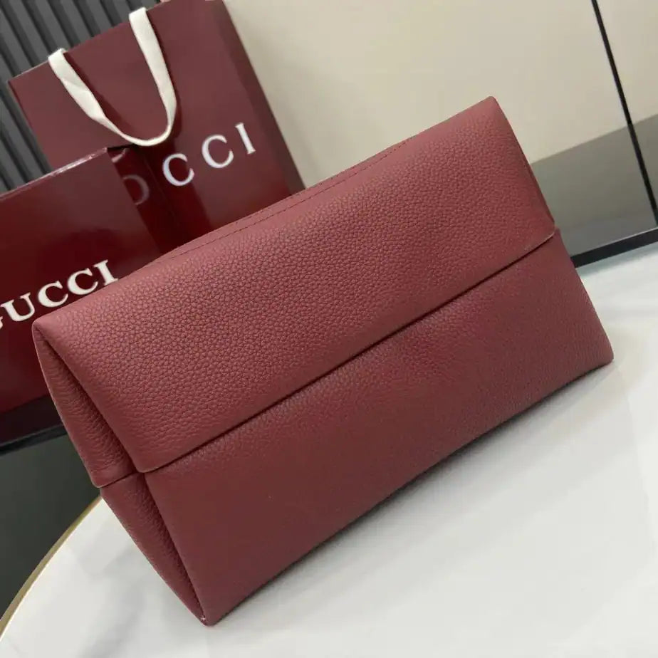 GUCCI SOFTBIT MEDIUM TOP HANDLE BAG – GB96