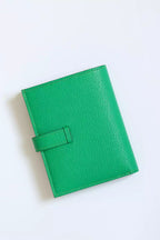 Hermes Bearn Compact Handmade Wallet in Bambou Chevre Mysore Goatskin – HW147