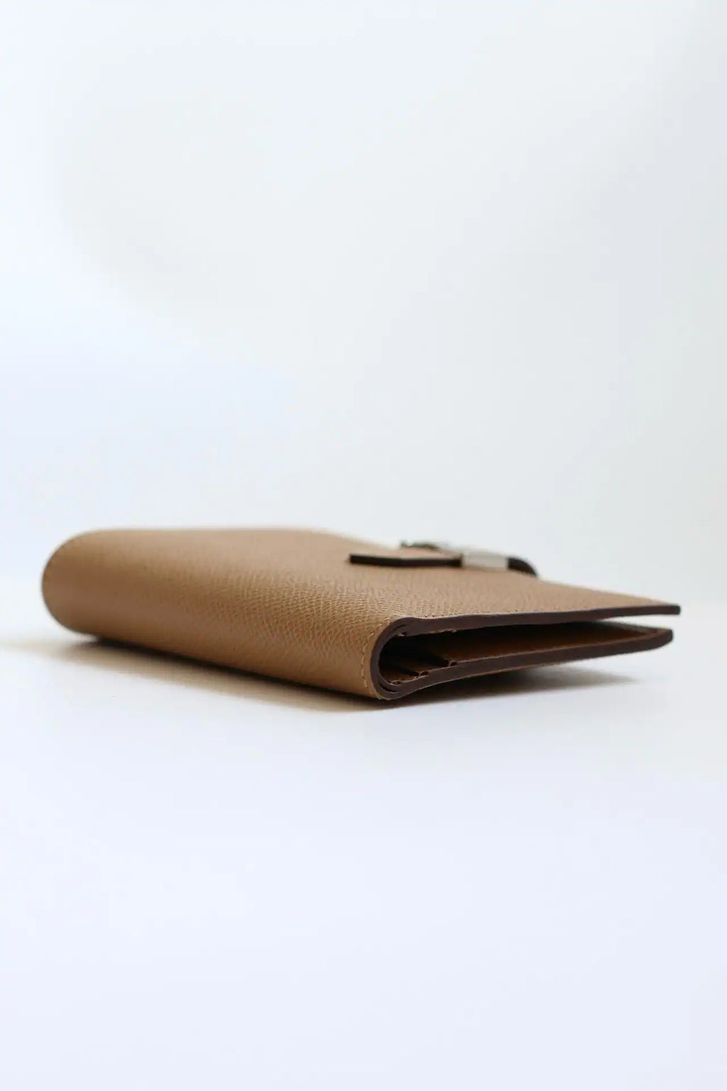 Hermes Bearn Compact Handmade Wallet in Chai Epsom Calfskin – HW151