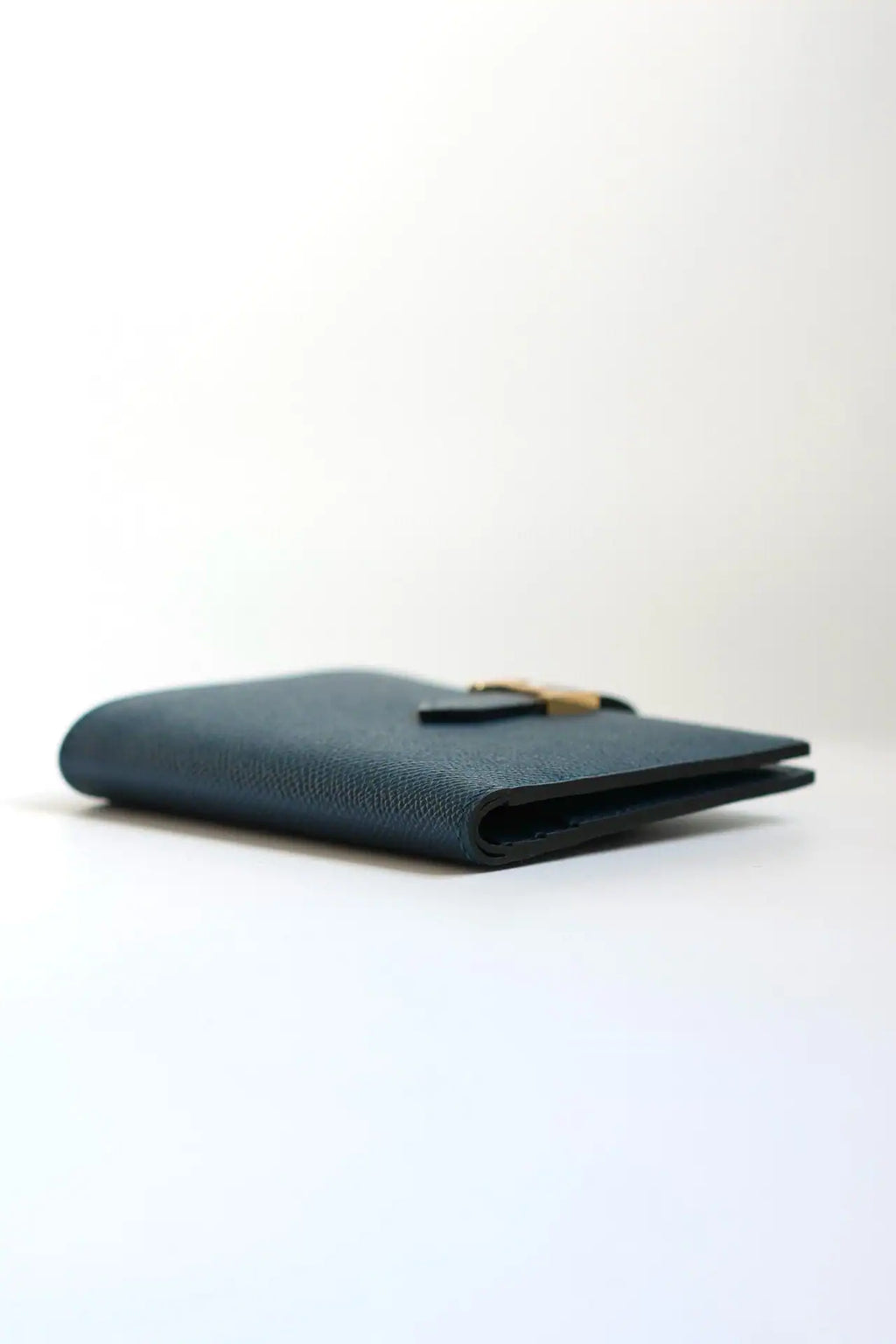 Hermes Bearn Compact Handmade Wallet in Deep Blue Epsom Calfskin – HW154