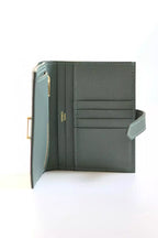 Hermes Bearn Compact Handmade Wallet in Vert Amande Chevre Mysore Goatskin – HW148