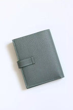 Hermes Bearn Compact Handmade Wallet in Vert Amande Chevre Mysore Goatskin – HW148