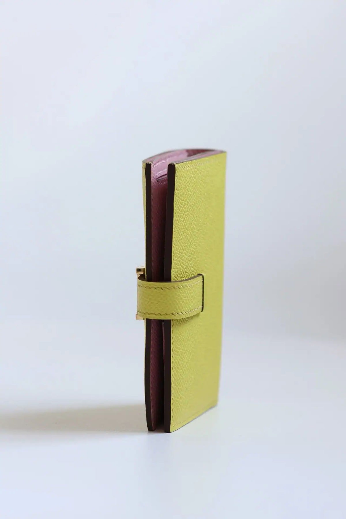 Hermes Bearn Compact Verso Handmade Wallet in Lime Epsom Calfskin – HW136