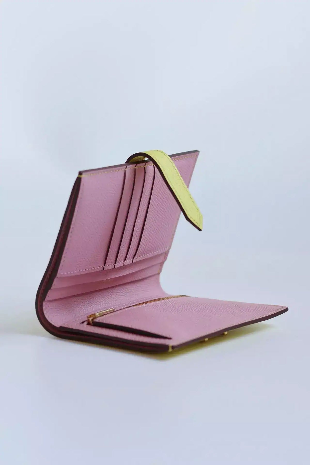 Hermes Bearn Compact Verso Handmade Wallet in Lime Epsom Calfskin – HW136