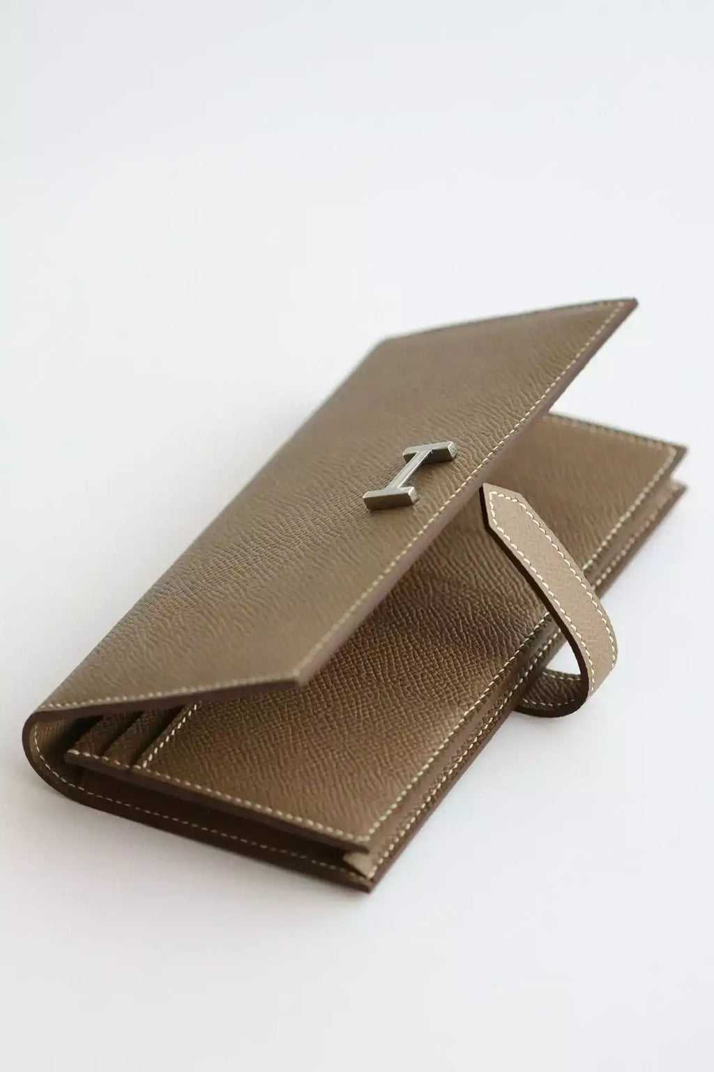 Hermes Bearn Long Handmade Wallet in Taupe Epsom Calfskin – HW144