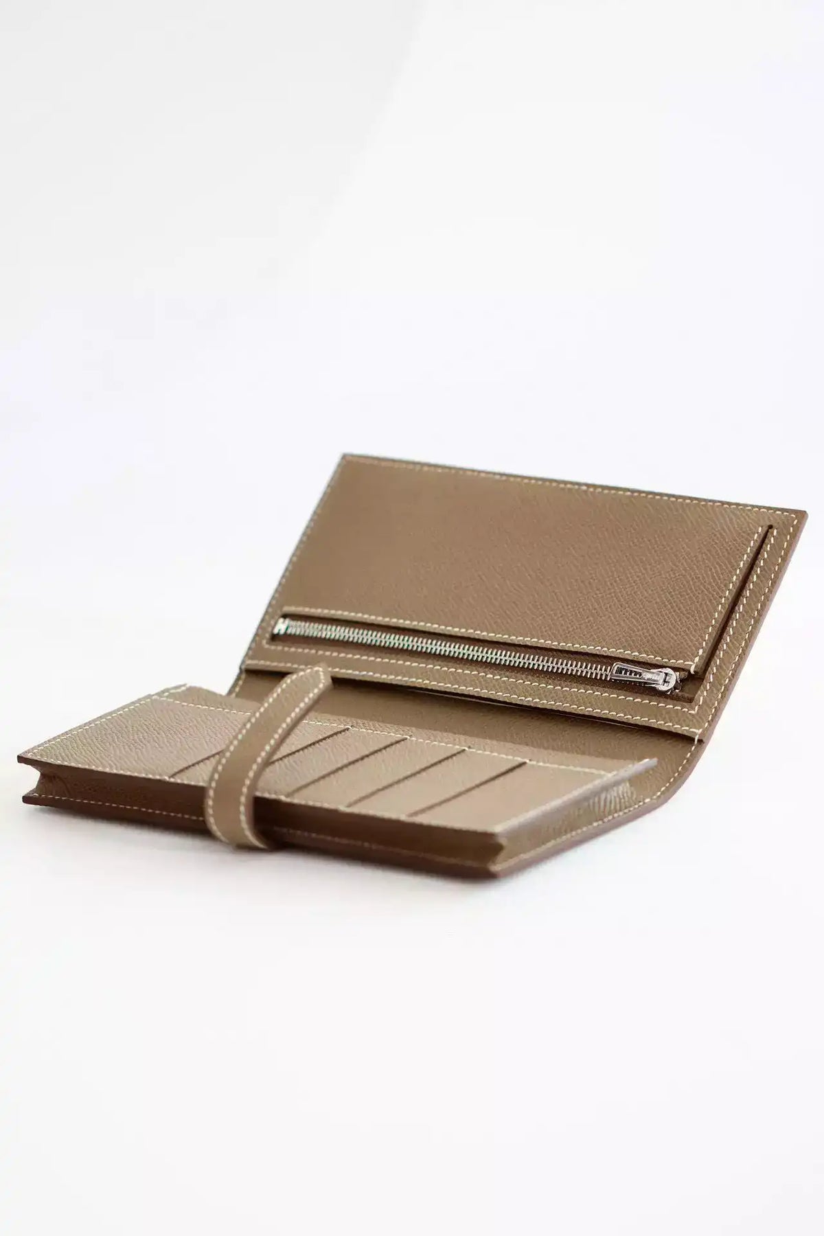 Hermes Bearn Long Handmade Wallet in Taupe Epsom Calfskin – HW144