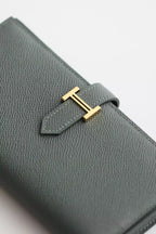 Hermes Bearn Long Handmade Wallet in Vert Amande Epsom Calfskin – HW141