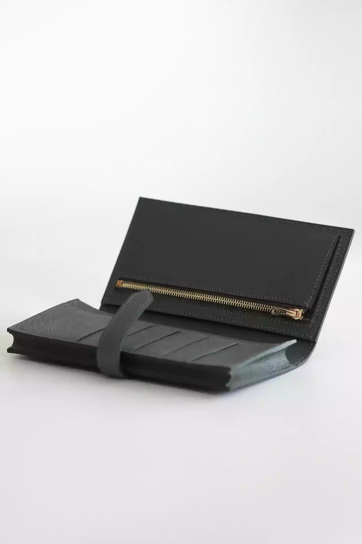 Hermes Bearn Long Handmade Wallet in Vert Amande Epsom Calfskin – HW141