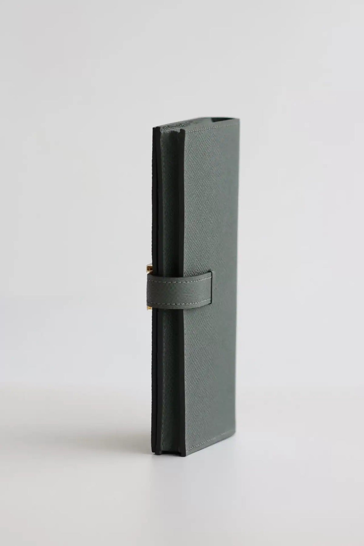 Hermes Bearn Long Handmade Wallet in Vert Amande Epsom Calfskin – HW141