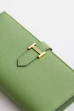 Hermes Bearn Long Handmade Wallet in Vert Criquet Epsom Calfskin – HW143