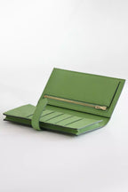 Hermes Bearn Long Handmade Wallet in Vert Criquet Epsom Calfskin – HW143