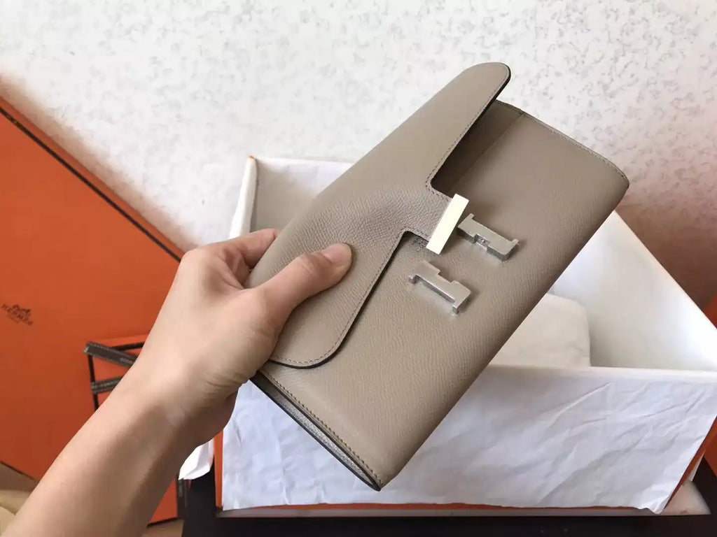 Hermes Constance Long Wallet In Grey Epsom Leather – HW183