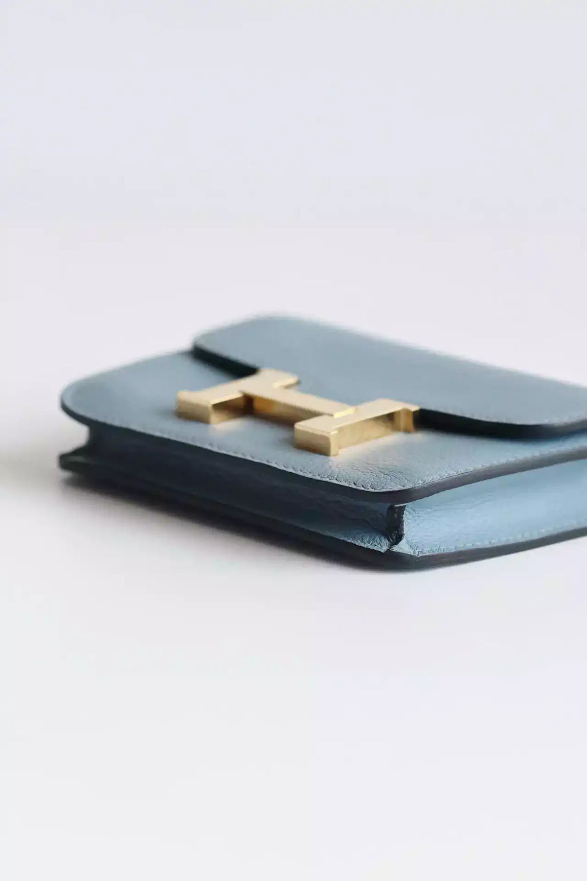 Hermes Constance Slim Wallet in Blue Lin Evercolor Calfskin – HW160