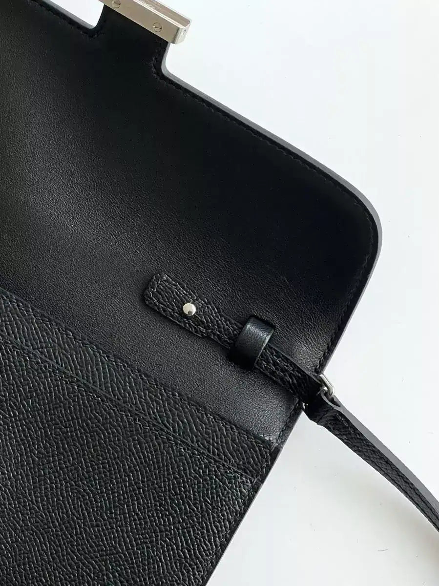 Hermes Constance To Go Wallet in Black Epsom Calfskin – HW178
