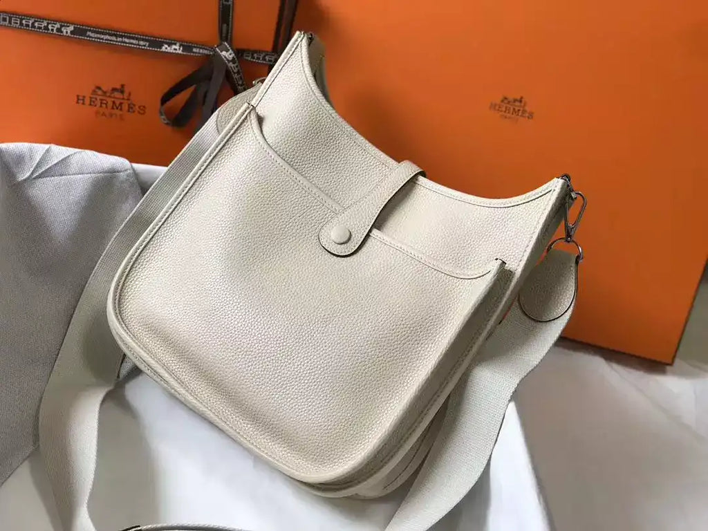 Hermes Evelyne III 29 PM Bag In Craie Clemence Leather – HW061