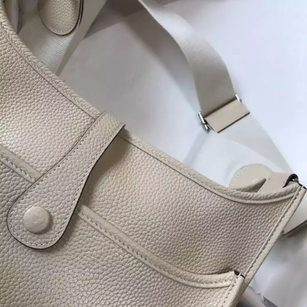 Hermes Evelyne III 29 PM Bag In Craie Clemence Leather – HW061