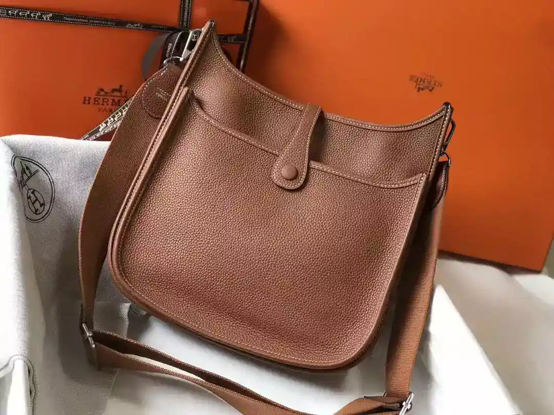 Hermes Evelyne III 29 PM Bag In Gold Clemence Leather – HW062