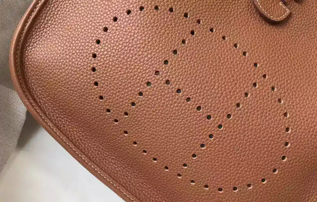Hermes Evelyne III 29 PM Bag In Gold Clemence Leather – HW062