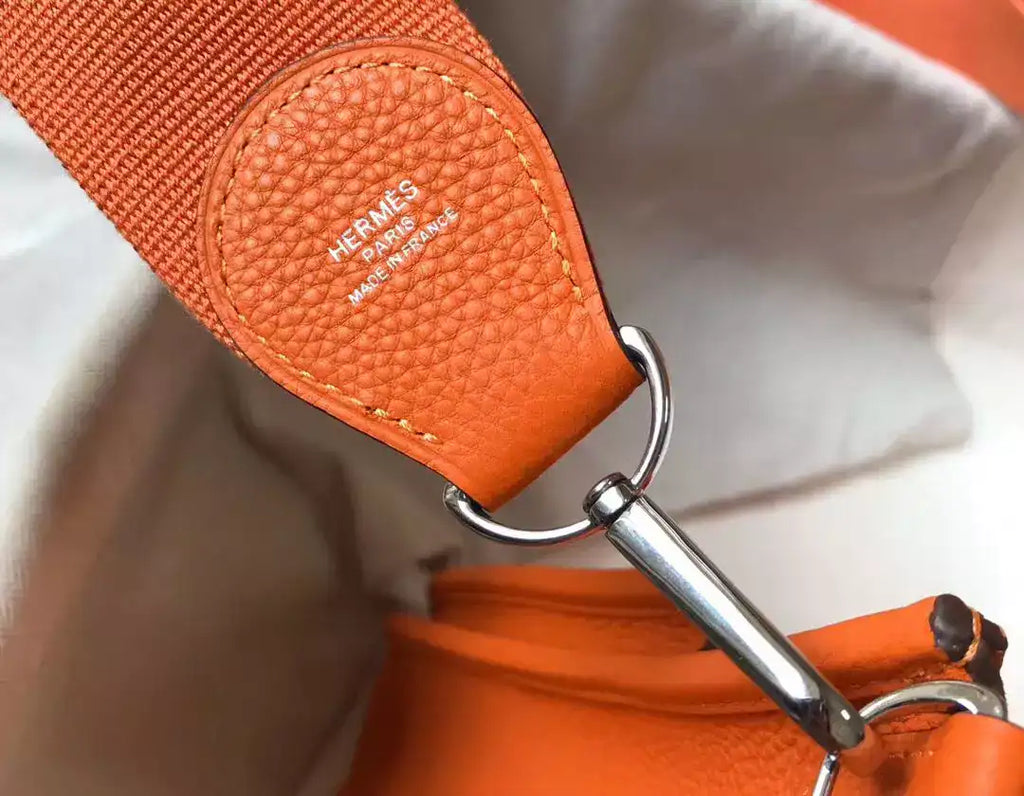 Hermes Evelyne III 29 PM Bag In Orange Clemence Leather – HW063