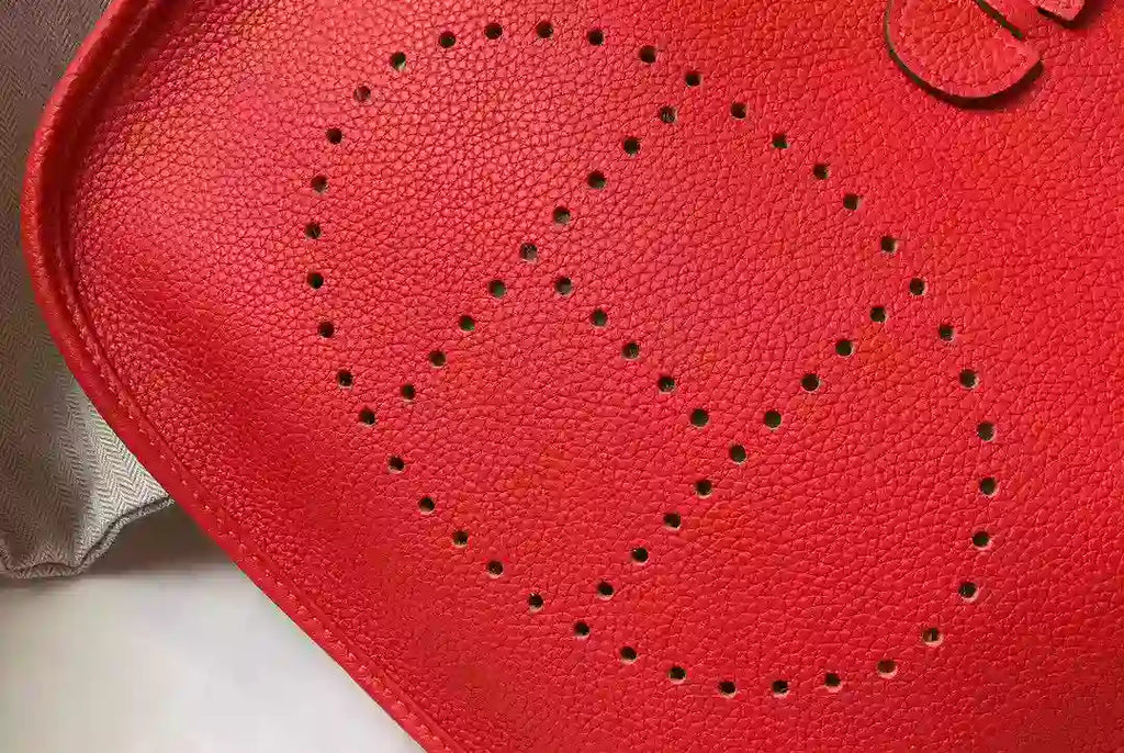 Hermes Evelyne III 29 PM Bag In Red Clemence Leather – HW064