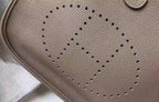Hermes Evelyne III 29 PM Bag In Tourterelle Clemence Leather – HW065