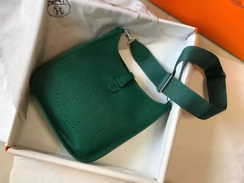 Hermes Evelyne III 29 PM Bag In Vert Vertigo Clemence Leather – HW066