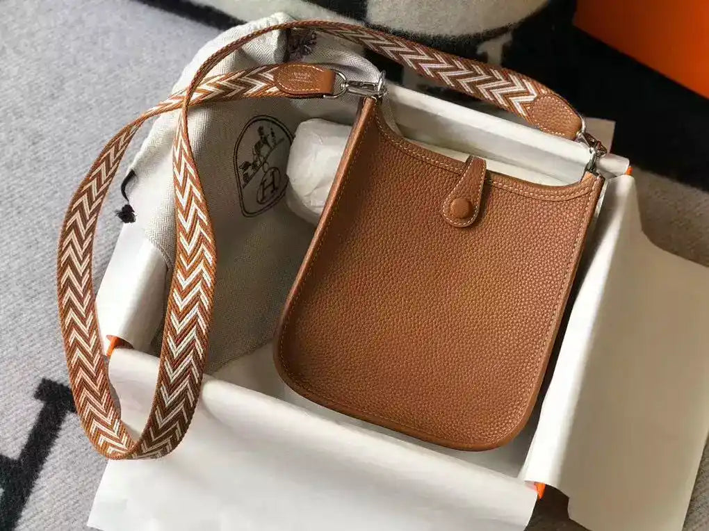Hermes Evelyne III TPM Bag In Gold Clemence Leather – HW048